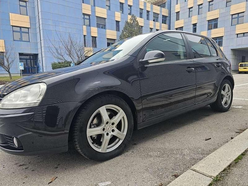 Gebraucht VW Golf V Comfortline 105 PS (77 kW) 2007 Limousine