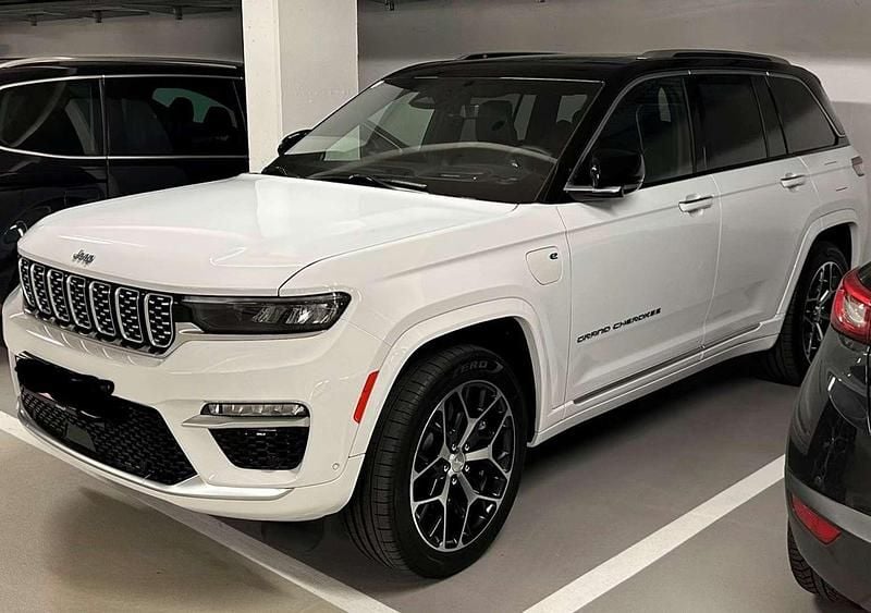 Weiß Gebraucht 2023 Jeep Grand Cherokee Summit SUV | € 73.900 - Bild 1/2