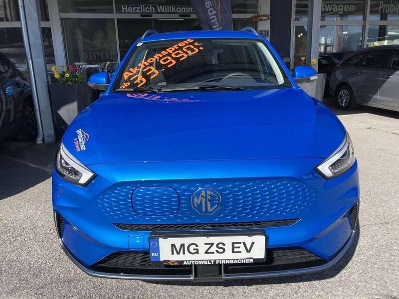 Gebraucht MG ZS Comfort 72 kW (99 PS) 2023 Blau Limousine