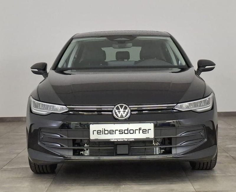 Neu VW Golf VIII 204 PS (150 kW) 2026 Schwarz  metallic