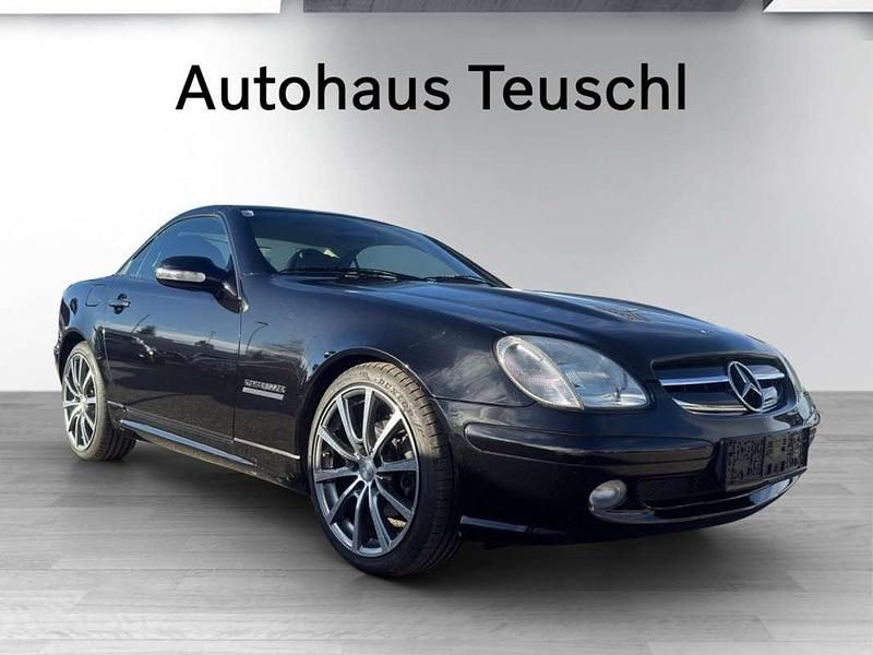 Gebraucht Mercedes SLK200 163 PS (119 kW) 2003 Schwarz Cabrio