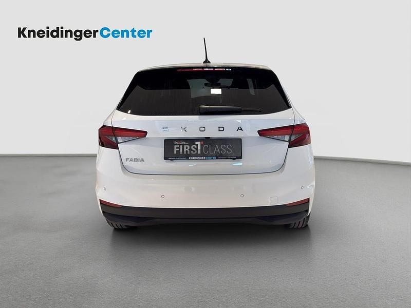 Neu Skoda Fabia Selection 95 PS (69 kW) 2026 Weiss  normal Kleinwagen