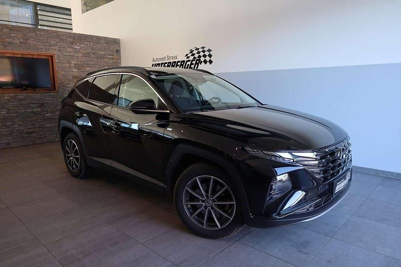 Schwarz Gebraucht 2022 Hyundai Tucson Trend SUV | € 31.900 (Fairer Preis) - Bild 1/4