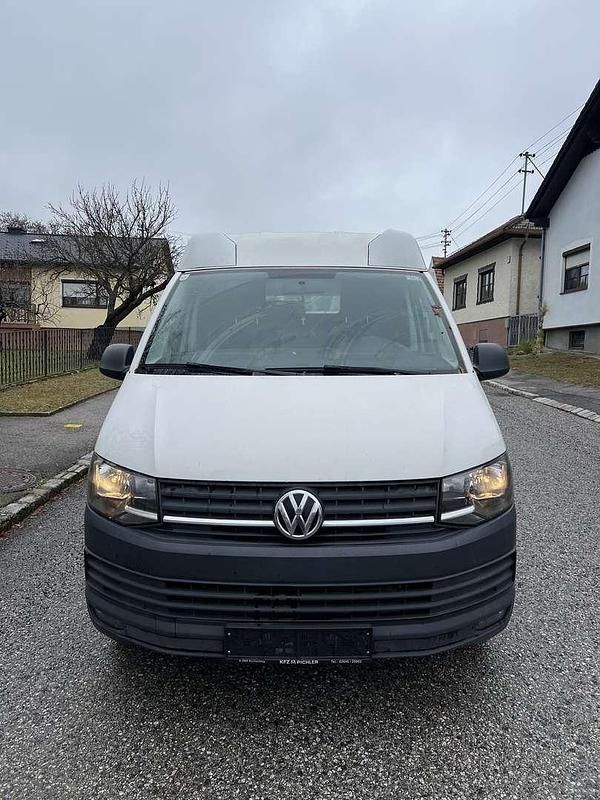 Gebraucht VW T6 150 PS (110 kW) 2017 Van