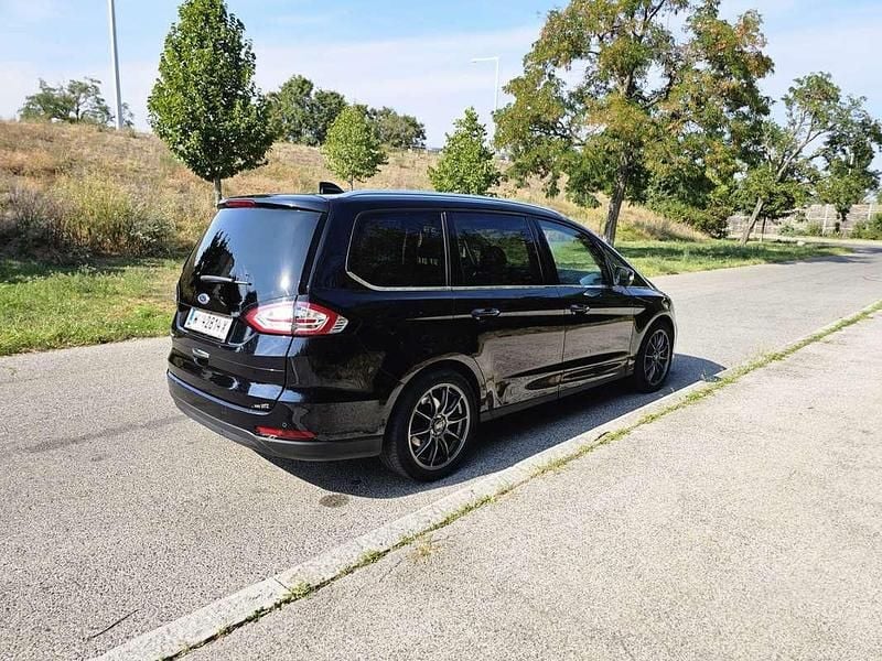 Gebraucht Ford Galaxy Vignale 189 PS (139 kW) 2020 Schwarz Van / Kleinbus