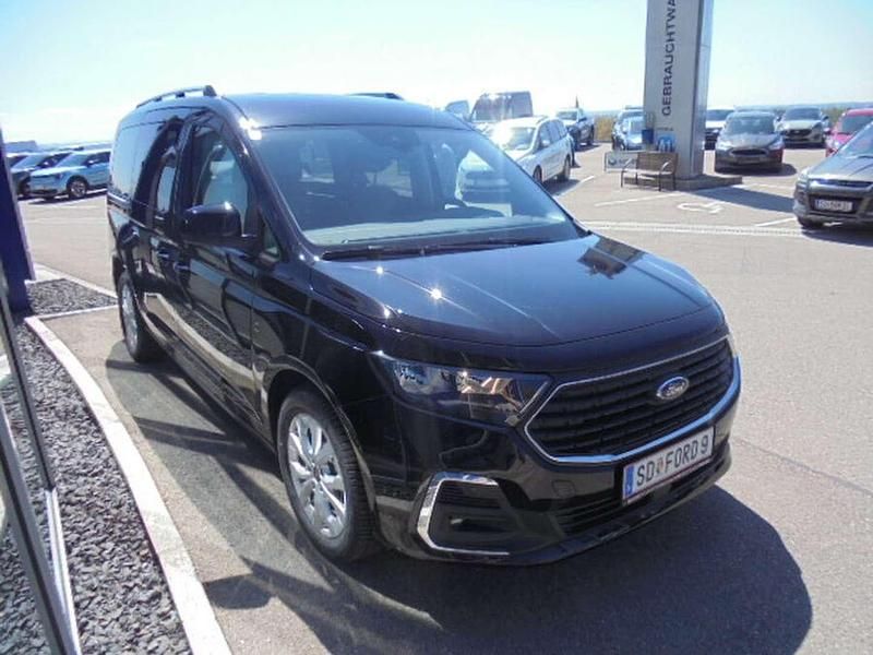 Gebraucht Ford Tourneo Connect 122 PS (89 kW) 2025 Schwarz Van / Kleinbus