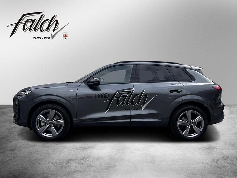 Gebraucht Audi Q3 150 PS (110 kW) 2025 Grau SUV