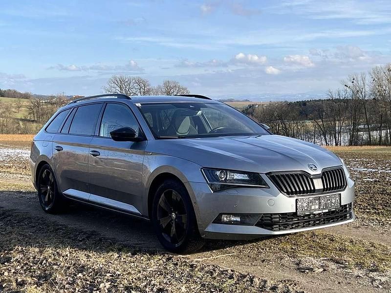 Gebraucht Skoda Superb SportLine 150 PS (110 kW) 2018 Kombi