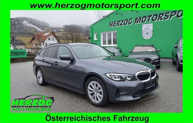 Gebraucht BMW 320 Sport Line 190 PS (139 kW) 2020 Grau Kombi