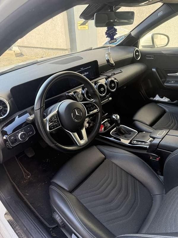 Gebraucht Mercedes A160 109 PS (80 kW) 2021 Limousine