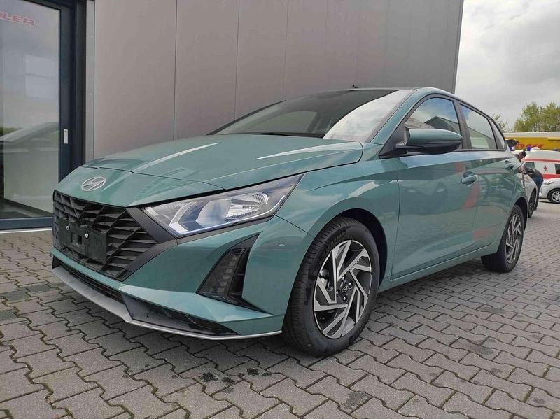 Grün Neu 2025 Hyundai i20 Kleinwagen | € 20.861 (Fairer Preis) - Bild 1/4