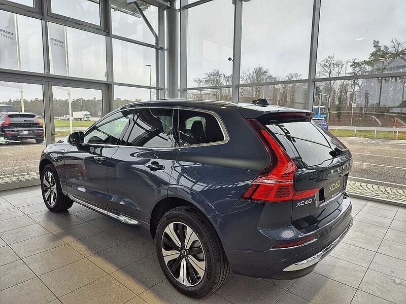 Gebraucht Volvo XC60 252 PS (185 kW) 2025 Blau SUV