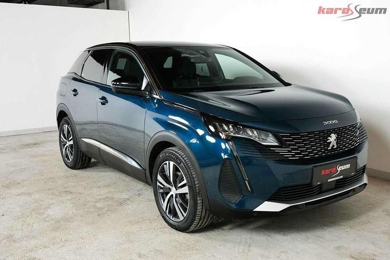 Gebraucht Peugeot 3008 Allure 131 PS (96 kW) 2024 Blau SUV