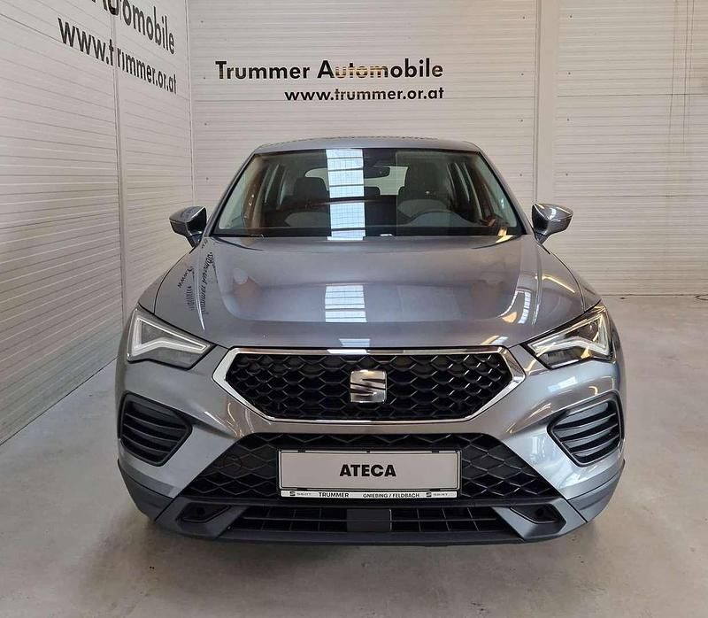Mittelgrau metallic Neu 2025 Seat Ateca Reference SUV | € 24.390 (Superpreis) - Bild 1/4