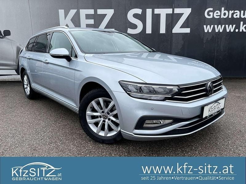 Gebraucht VW Passat Business 150 PS (110 kW) 2023 Silber Kombi