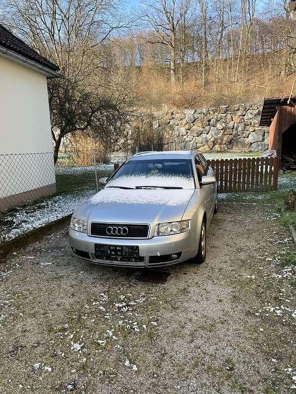 Gebraucht Audi A4 S-Line 131 PS (96 kW) 2003 Silber Kombi