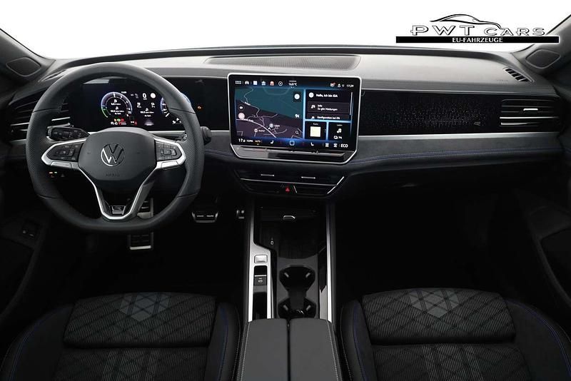 Neu VW Passat R-line 272 PS (200 kW) 2025 Grau Kombi