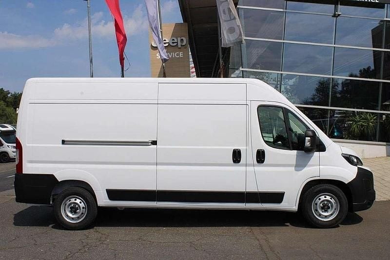 Gebraucht Fiat Ducato 140 PS (102 kW) 2024 Weiß Van