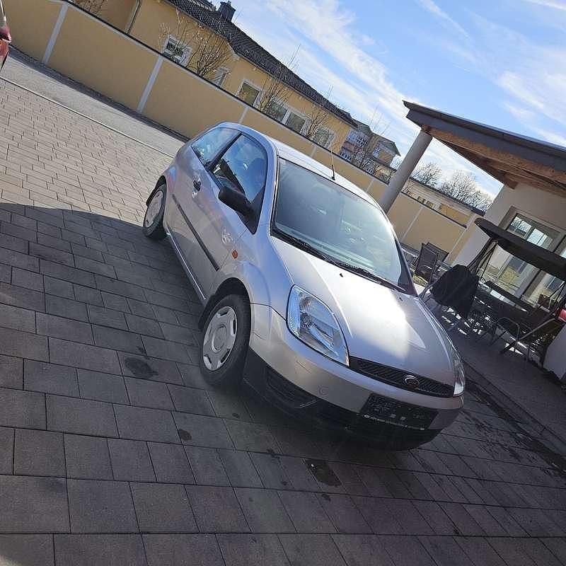 Gebraucht Ford Fiesta 69 PS (50 kW) 2004 Kleinwagen