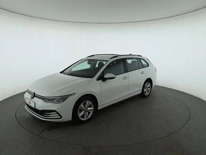 Gebraucht VW Golf VIII Life 116 PS (85 kW) 2024 Weiß Kombi