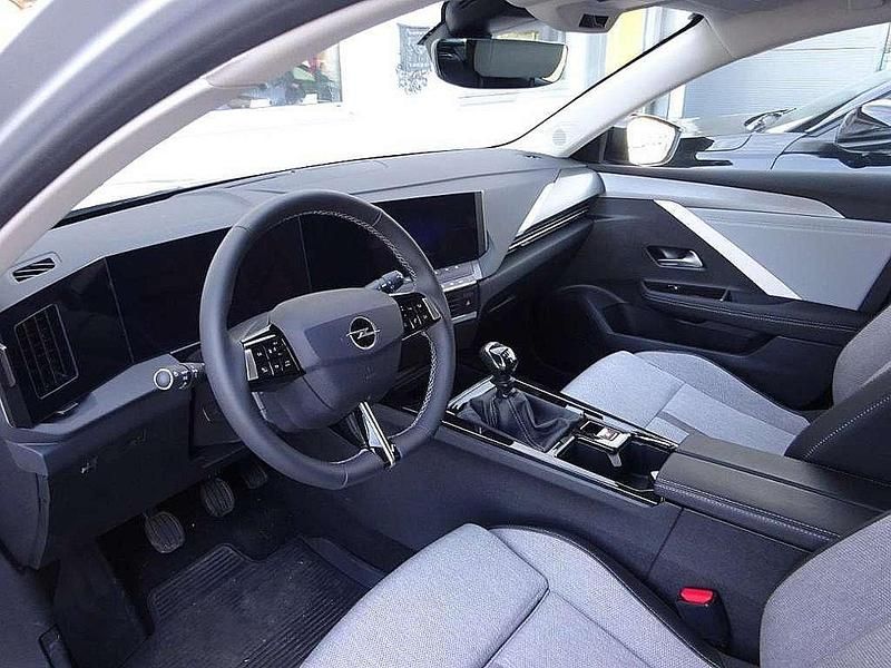 Gebraucht Opel Astra Elegance 131 PS (96 kW) 2023 Silber Kombi