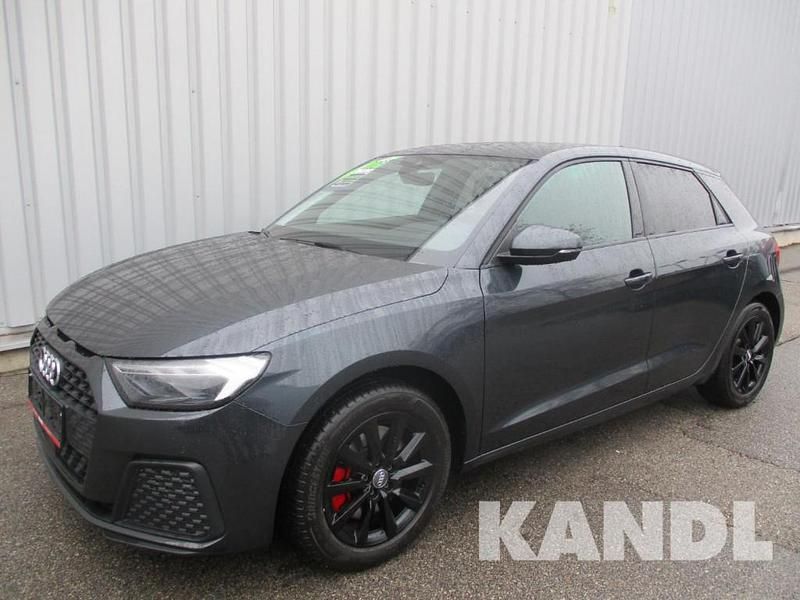 Grau Gebraucht 2020 Audi A1 Sportback Design Kleinwagen | € 23.990 (Fairer Preis) - Bild 1/4