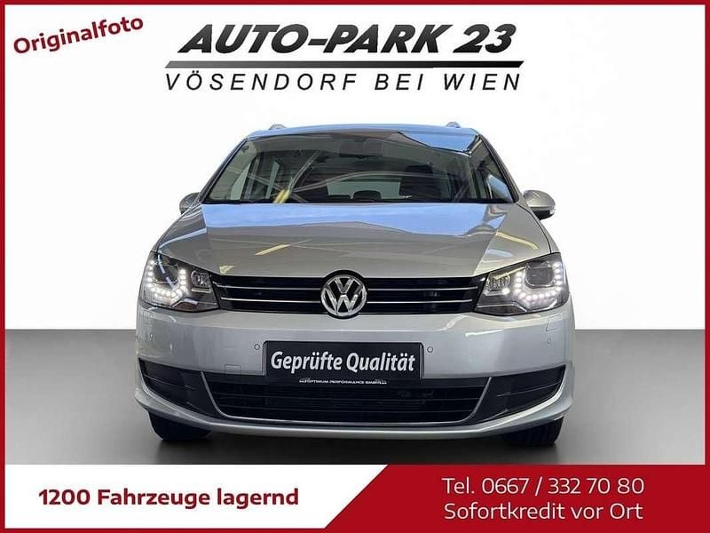 Gebraucht VW Sharan 140 PS (102 kW) 2012 Silber Van / Kleinbus