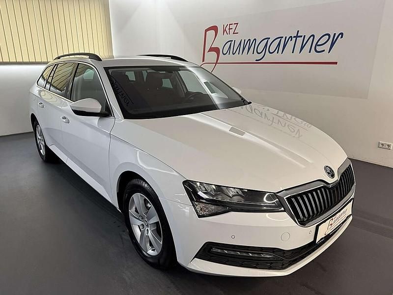 Gebraucht Skoda Superb 150 PS (110 kW) 2020 Weiß Kombi