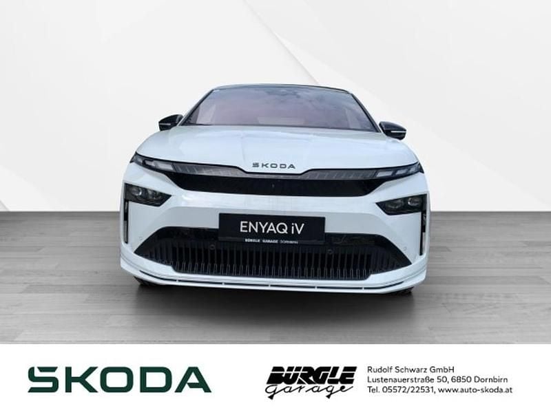 Weiss metallic Gebraucht 2025 Skoda Enyaq iV SportLine SUV | € 53.000 - Bild 1/4