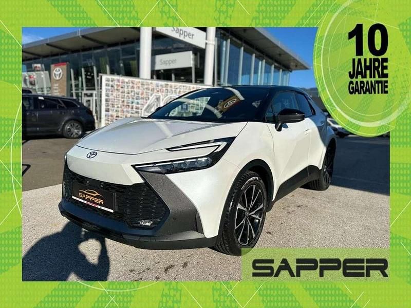 Neu Toyota C-HR Active 152 PS (111 kW) 2025 Weiß SUV