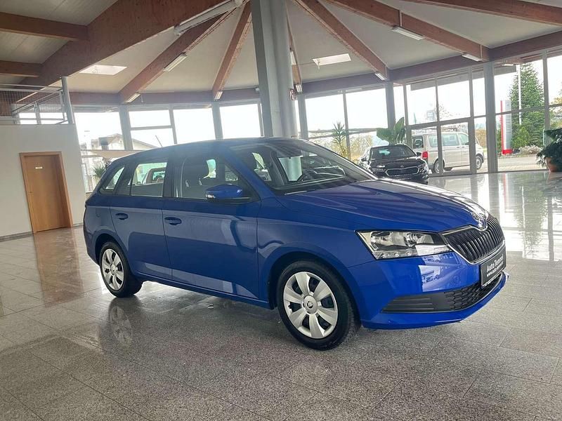 Gebraucht Skoda Fabia Active 60 PS (44 kW) 2021 Blau Kleinwagen