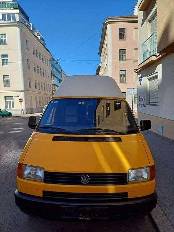 Gebraucht VW T4 61 PS (44 kW) 1996 Gelb Van