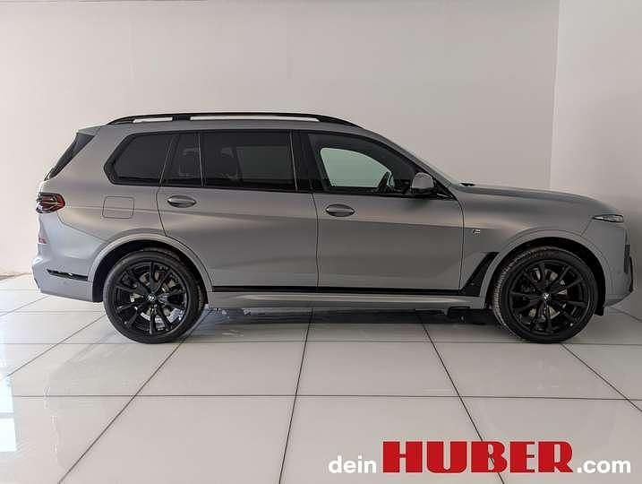Gebraucht BMW X7 Efficient Dynamics 340 PS (250 kW) 2026 Grau SUV