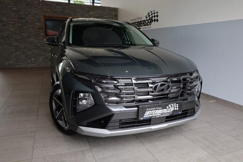 Gebraucht Hyundai Tucson GO! 159 PS (116 kW) 2025 Cypress green SUV