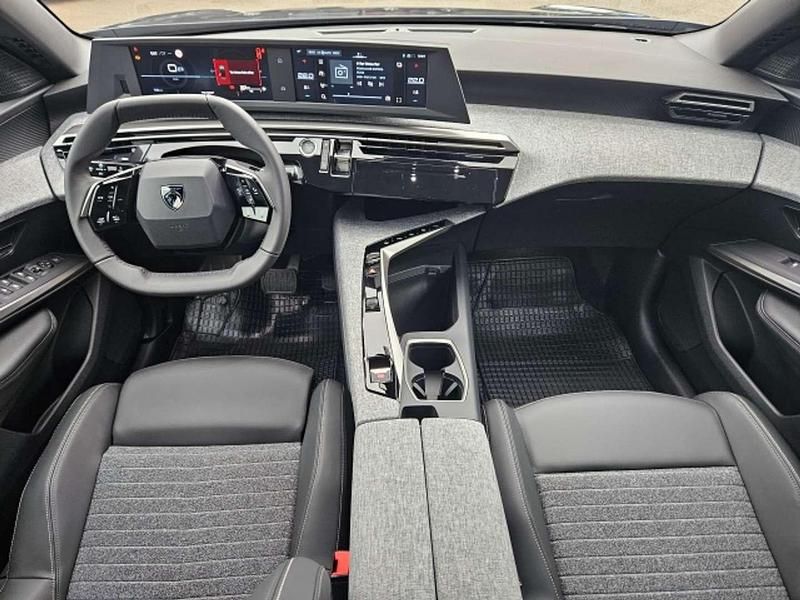 Gebraucht Peugeot 3008 Allure 136 PS (100 kW) 2025 Grau Kleinwagen