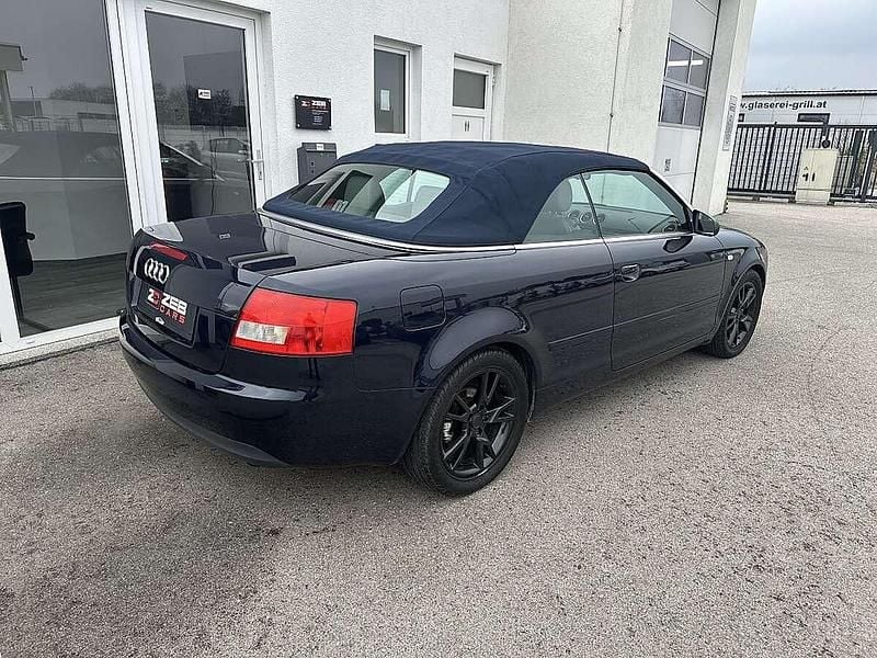 Gebraucht Audi A4 Cabriolet Sport 163 PS (119 kW) 2003 Blau Cabrio