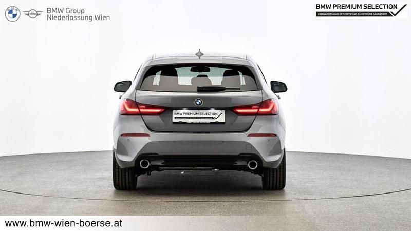 Gebraucht BMW 118 Shadowline 150 PS (110 kW) 2024 Grau Kleinwagen