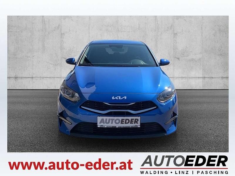 Gebraucht Kia Ceed 101 PS (74 kW) 2025 Blau Kleinwagen