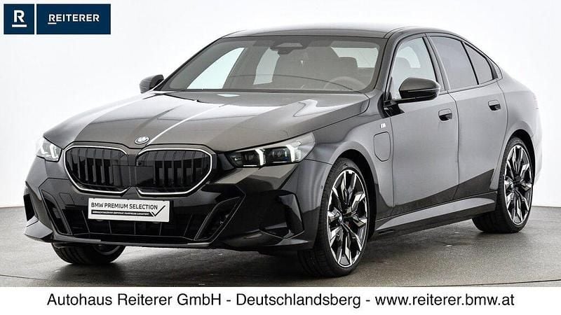 Schwarz (saphirschwarz) Gebraucht 2025 BMW 550e Efficient Dynamics | € 79.990 (Etwas zu teuer) - Bild 1/1