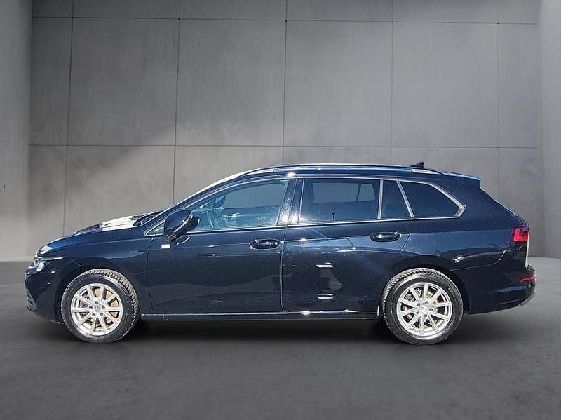 Gebraucht VW Golf VIII Life 116 PS (85 kW) 2022 Schwarz Kombi