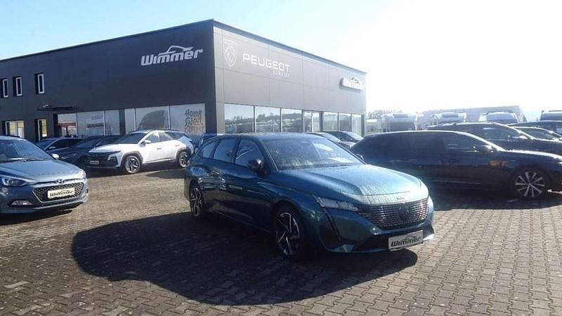 Gebraucht Peugeot 308 SW Allure 131 PS (96 kW) 2023 Blau Kombi
