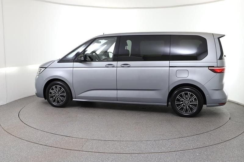 Neu VW Multivan Business 245 PS (180 kW) 2025 Silber  metallic Van