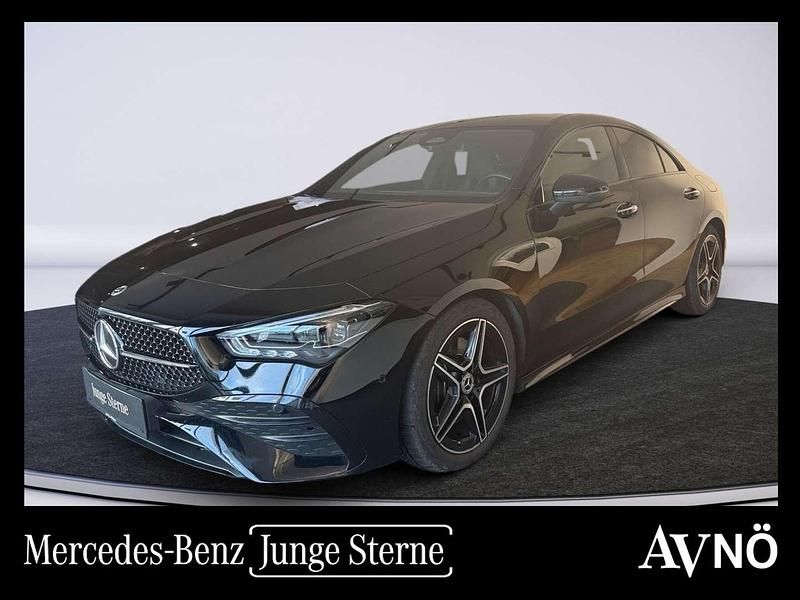 Schwarz Gebraucht 2024 Mercedes CLA200 AMG Coupé | € 41.480 (Fairer Preis) - Bild 1/3
