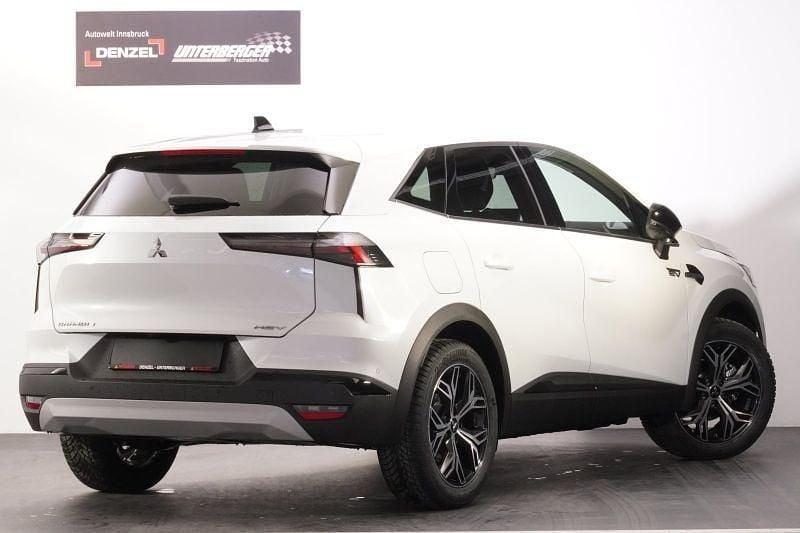 Neu Mitsubishi Grandis Intense 109 PS (80 kW) 2026 SUV