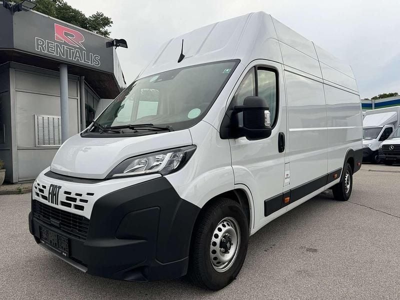 Gebraucht Fiat Ducato Basis 140 PS (102 kW) 2024 Weiß Van