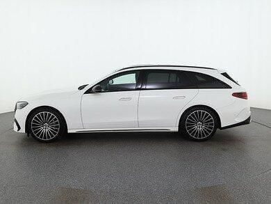 Gebraucht Mercedes E220 197 PS (144 kW) 2024 Weiß Kombi