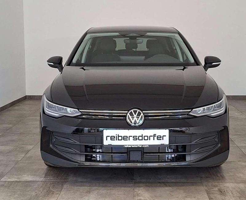 Neu VW Golf VIII 116 PS (85 kW) 2025 Schwarz Limousine