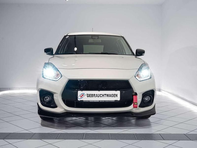 Gebraucht Suzuki Swift 83 PS (61 kW) 2023 Weiß Kleinwagen