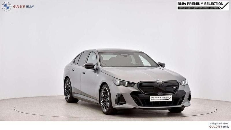 Gebraucht BMW i5 Shadowline 442 kW (601 PS) 2023 Frozen pure grey Limousine