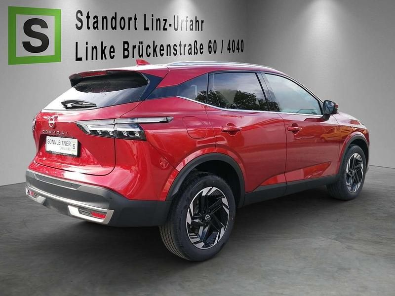 Neu Nissan Qashqai N-Connecta 158 PS (116 kW) 2025 Rot SUV